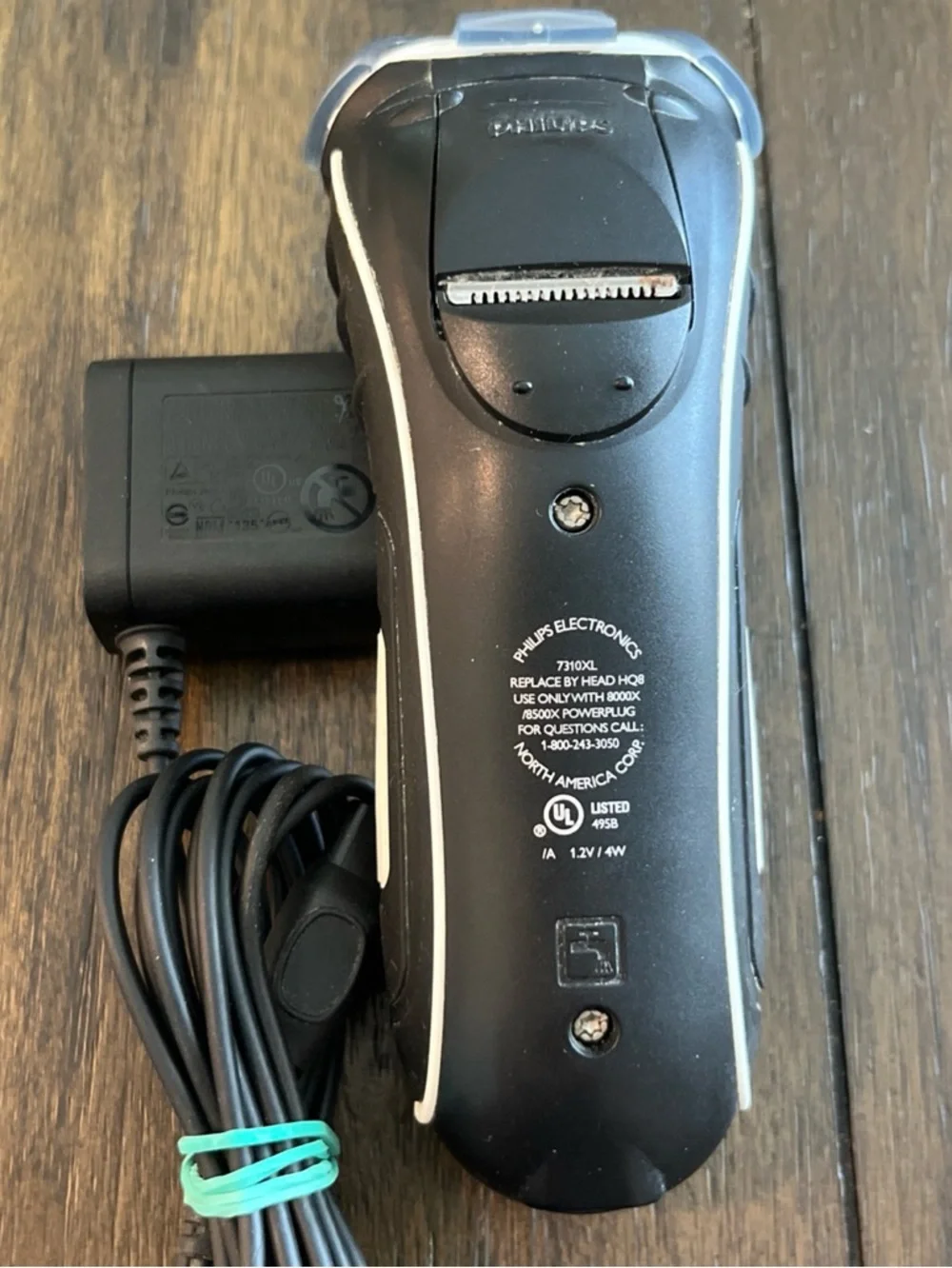 Philips Norelco : Men’s Razor / Shaver Model 7310XL w/ Trimmer + Charging Cord